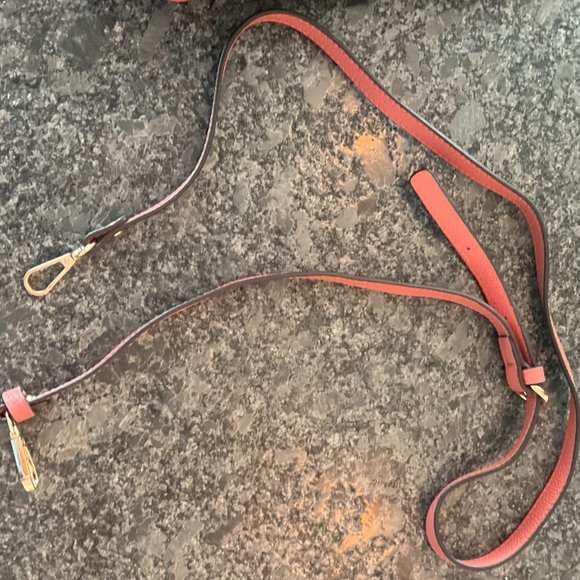 Melrose and Market rose/salmon pink shoulder bag with gold hoop detail - Picture 6 of 7